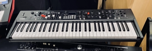 Yamaha - YC61 2